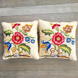 Pair of Vintage Midcentury Hand Embroidered Linen Accent Pillows